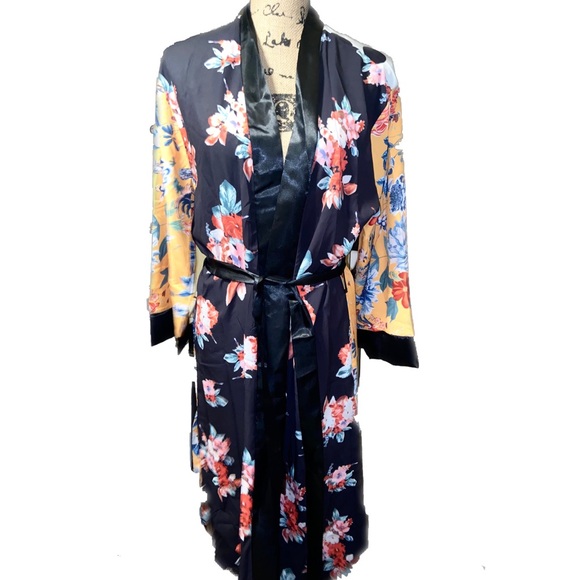 LAST- Funky Black Floral & Mixed Print Duster/ Kimono